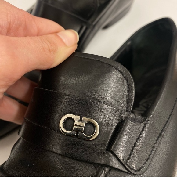 Salvatore Ferragamo || Paros Dress Slip On Loafer‎ Logo Black Silver 9 EE Wide main image 9